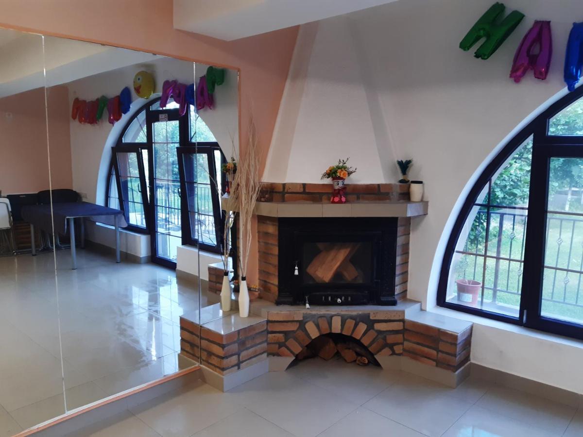 Anuta Otel Breaza  Dış mekan fotoğraf