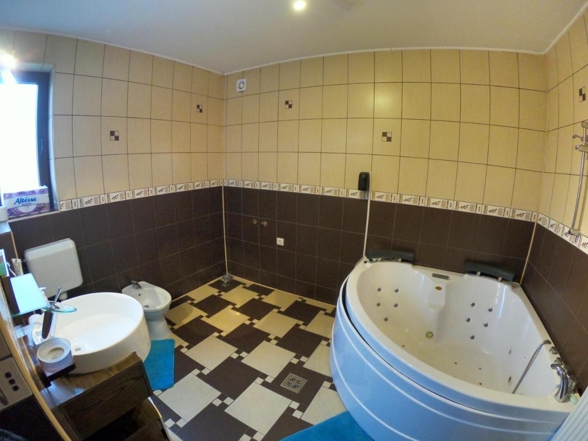 Anuta Otel Breaza  Dış mekan fotoğraf